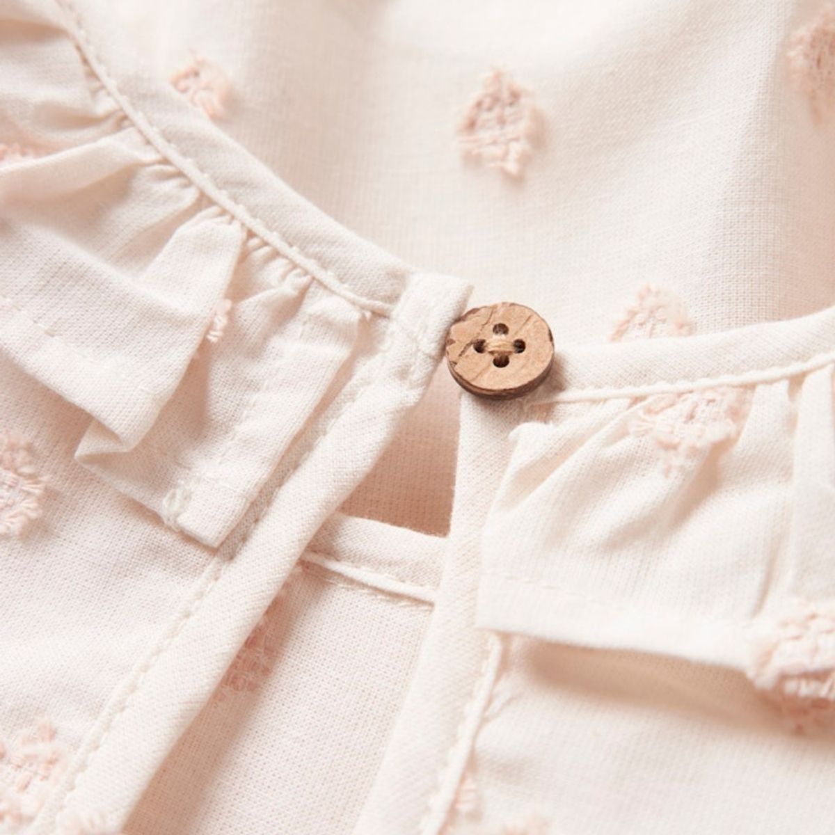 Lil'Atelier - Body Bluse med Krage Nethe Pastel Parchment
